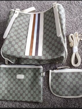 NEW No Label Gucci Like Bag w/ 2 Accessories Bags & Adjustable Long Strap